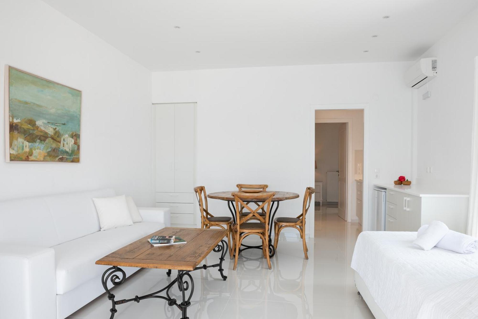Aeri Villas & Apartments 图罗斯 外观 照片