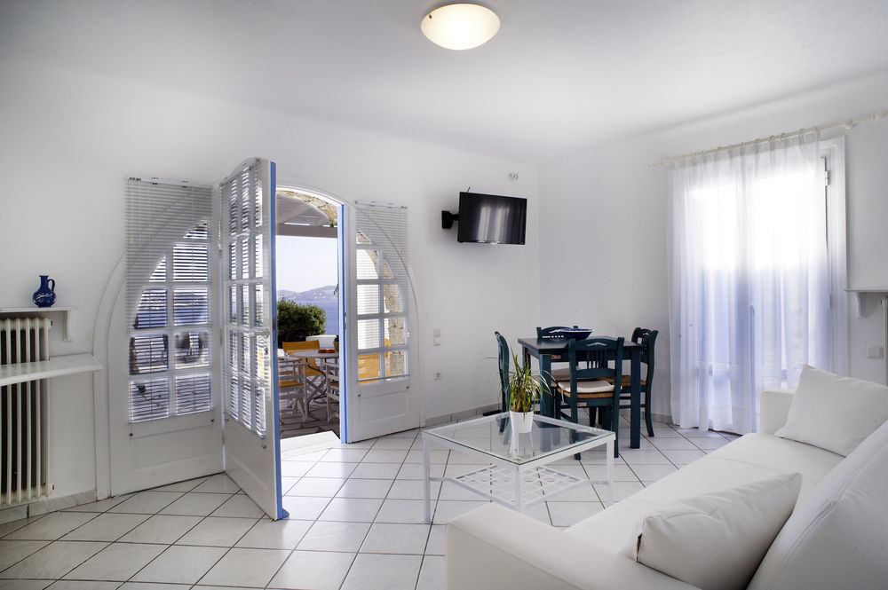 Aeri Villas & Apartments 图罗斯 外观 照片